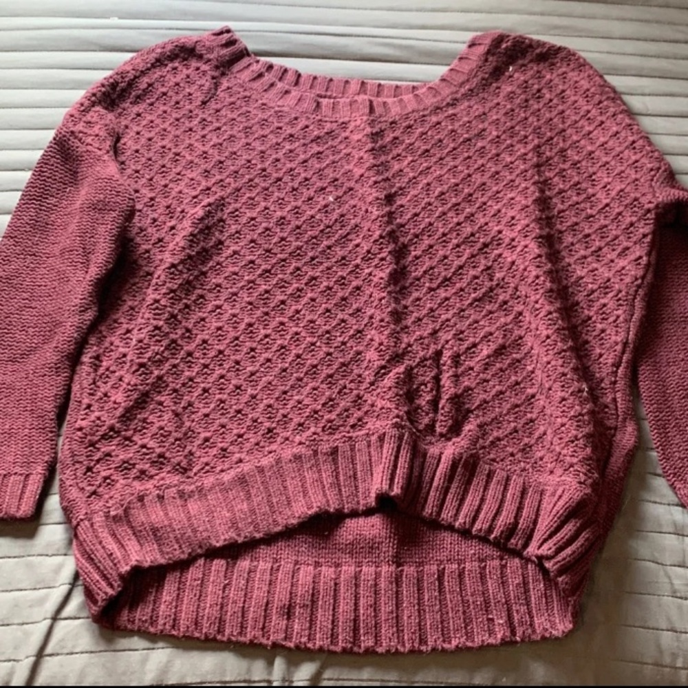 American Eagle Burgundy Sweater